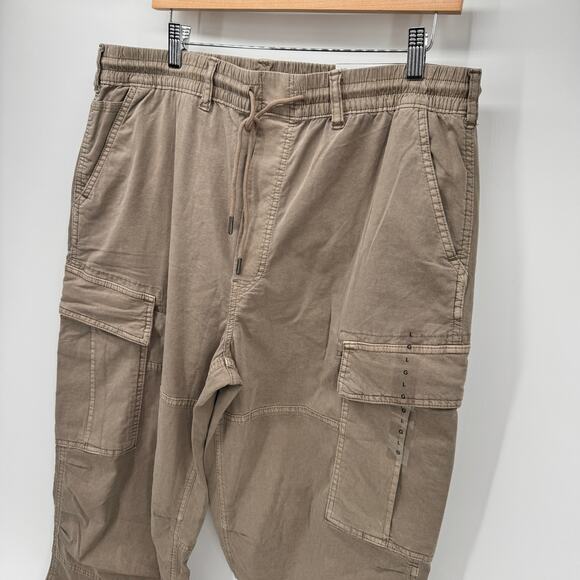 American Eagle Pants Mens Large Relaxed Cargo Flex Khaki Tan COMFY NEW - Picture 9 of 10